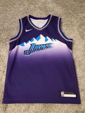 Boys M, Nike Purple Vintage Swingman Utah Jazz Basketball Jersey